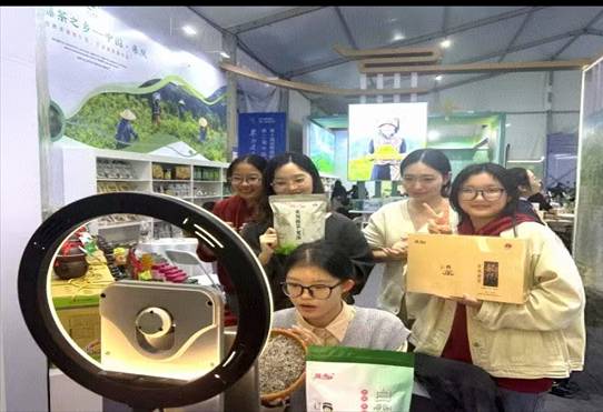 说明: 72b341fb500a24ba47105959a90c4b8d