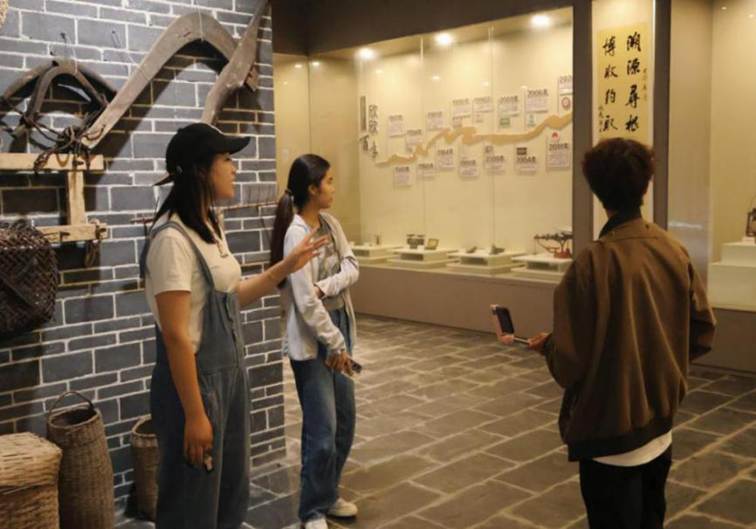 fe5b682445caf2d0b8d40687035e312 fe5b682445caf2d0b8d40687035e312